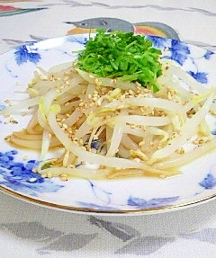 茹でたもやしに 2番煎じの豆苗 レシピ 作り方 By 2727椿 楽天レシピ 茹でたもやしに 2番煎じの豆苗 レシピ 作り方 By 2727椿 楽天レシピ