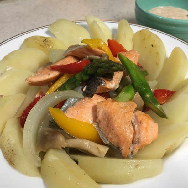 コブサラダドレッシングで食べる 鮭と野菜のソテー レシピ 作り方 By ミシェル ラ フランス 楽天レシピ コブサラダドレッシングで食べる 鮭と野菜のソテー レシピ 作り方 By ミシェル ラ フランス 楽天レシピ