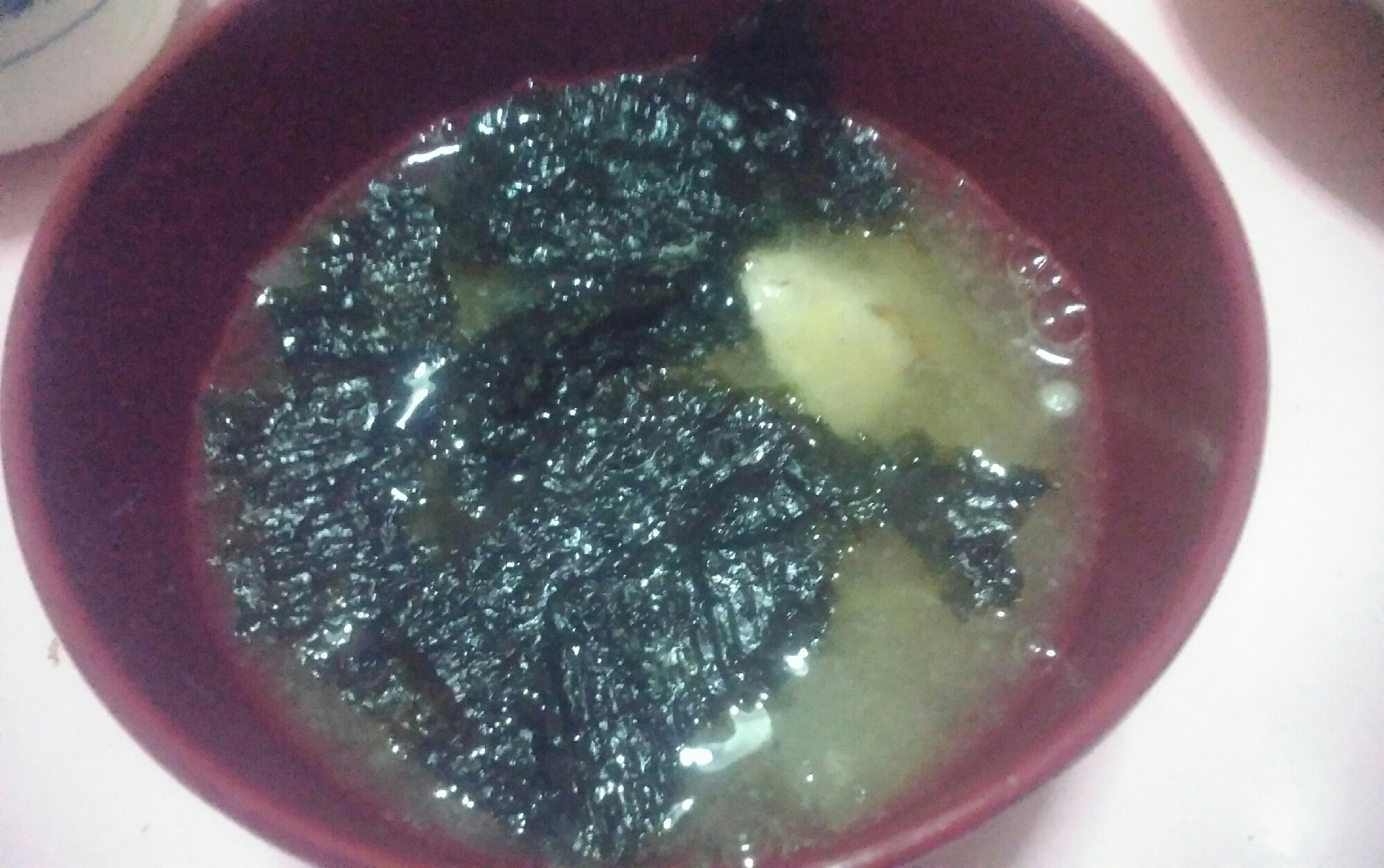 焼き海苔と豆腐の味噌汁