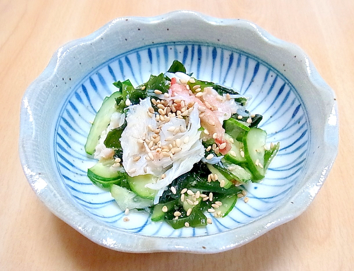 かにとわかめときゅうりの醤油麹和え