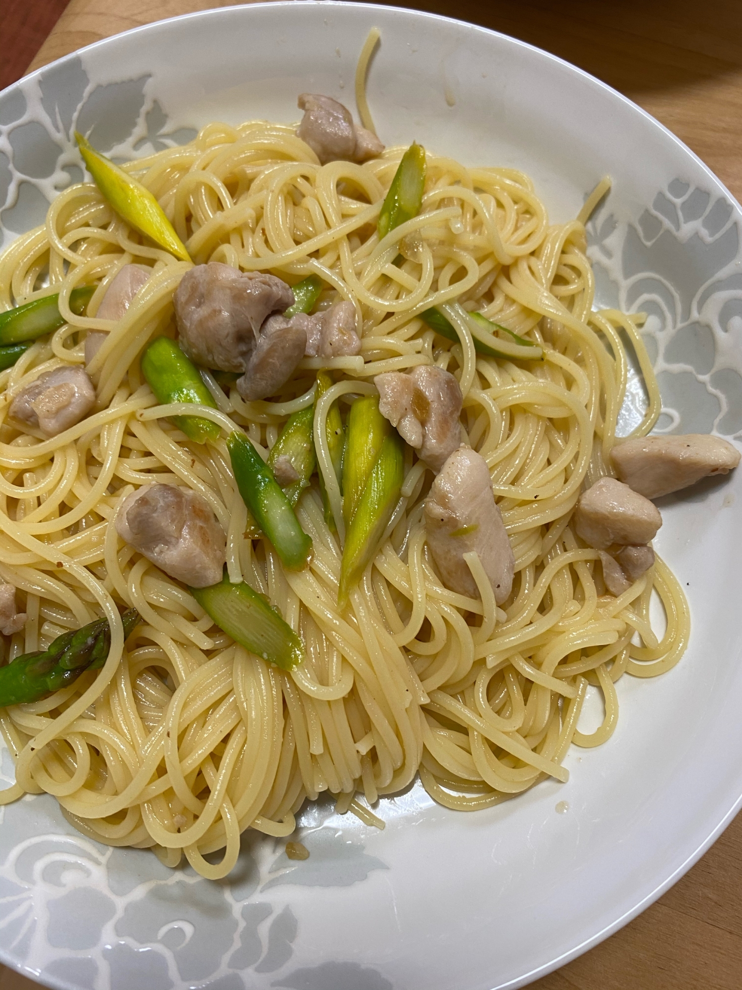 鶏とアスパラのペペロンチーノ