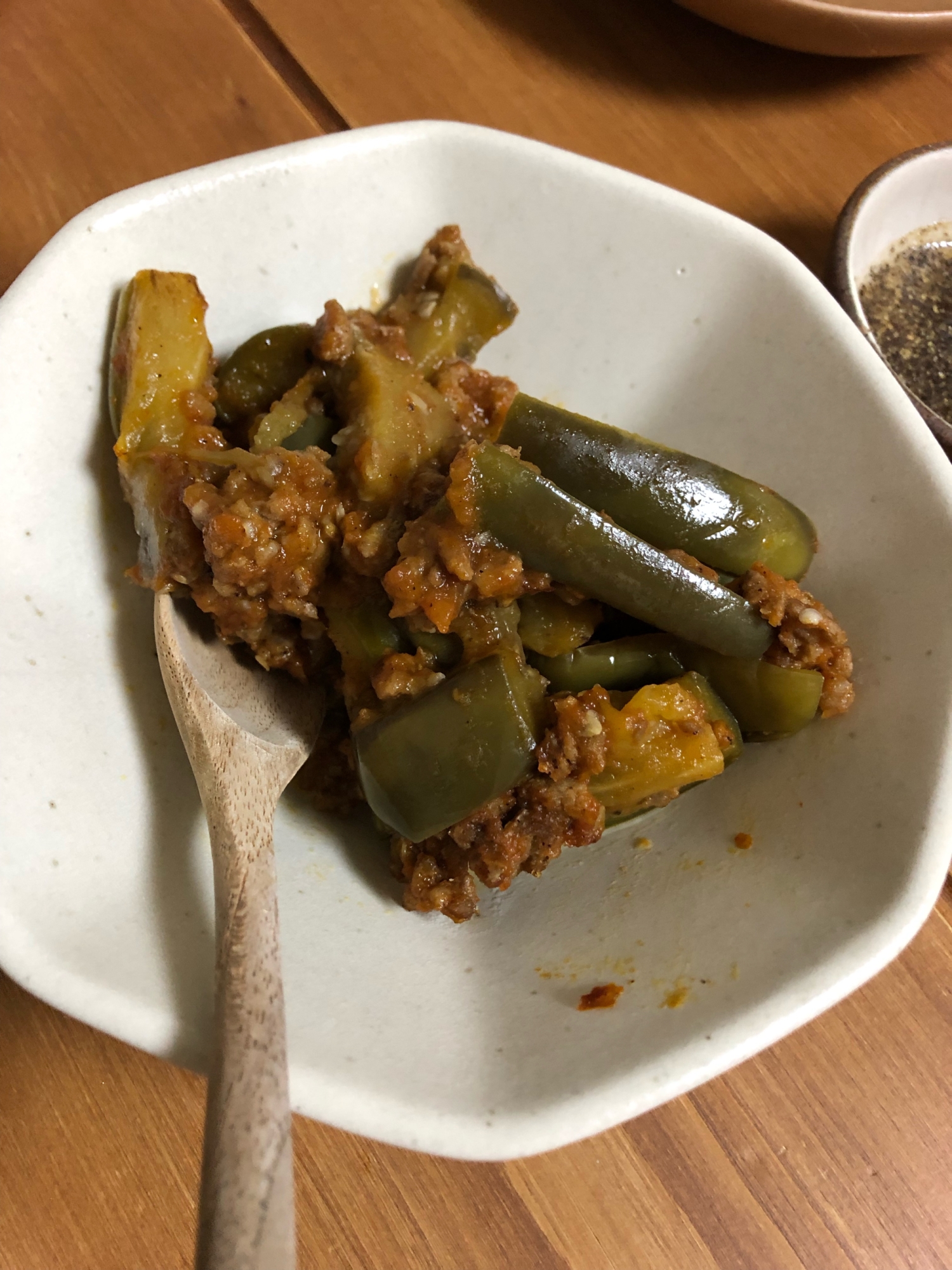 茄子とひき肉のケチャップ炒め