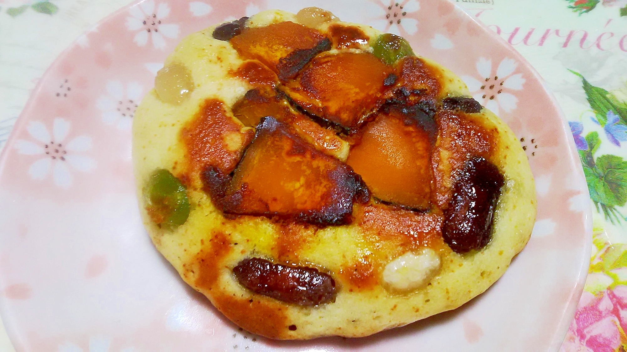 甘納豆とかぼちゃの野菜ジュース入りパンケーキ