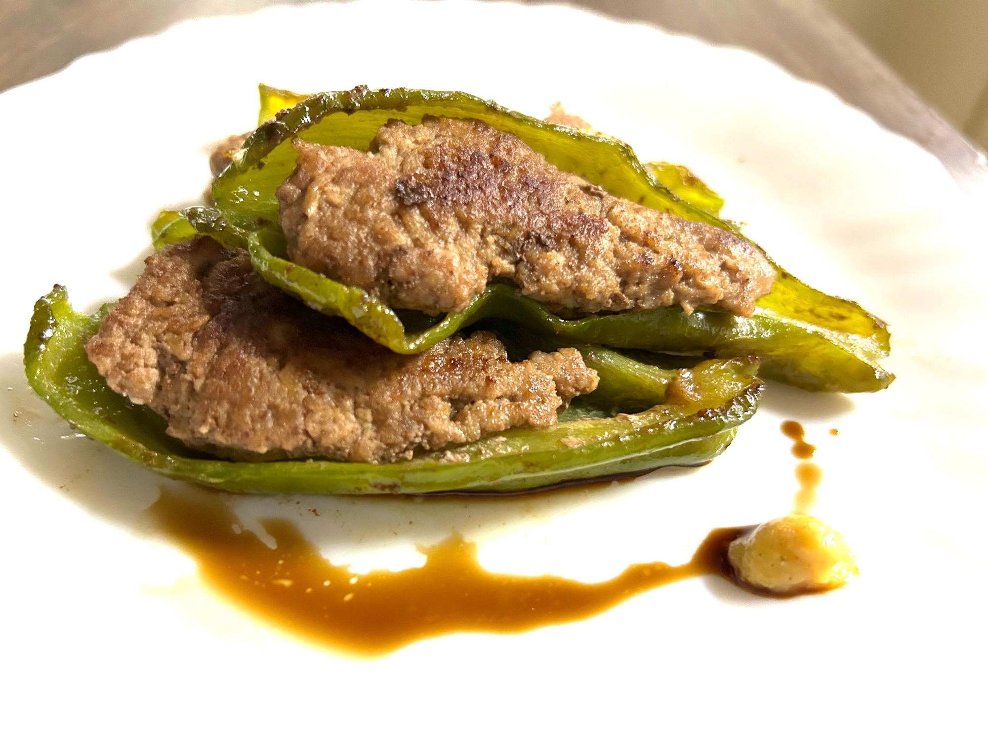 えのきと豆腐のパテDEヘルシーなピーマンの肉詰め