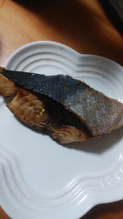 これぞ定番！！ぶりの照り焼き