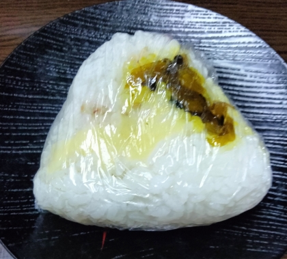 国産チーズ＆すんき漬け✿おにぎり