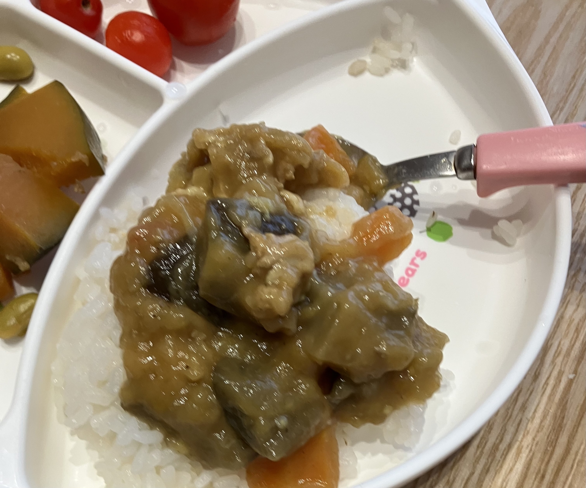 なすとにんじんの甘めのカレー