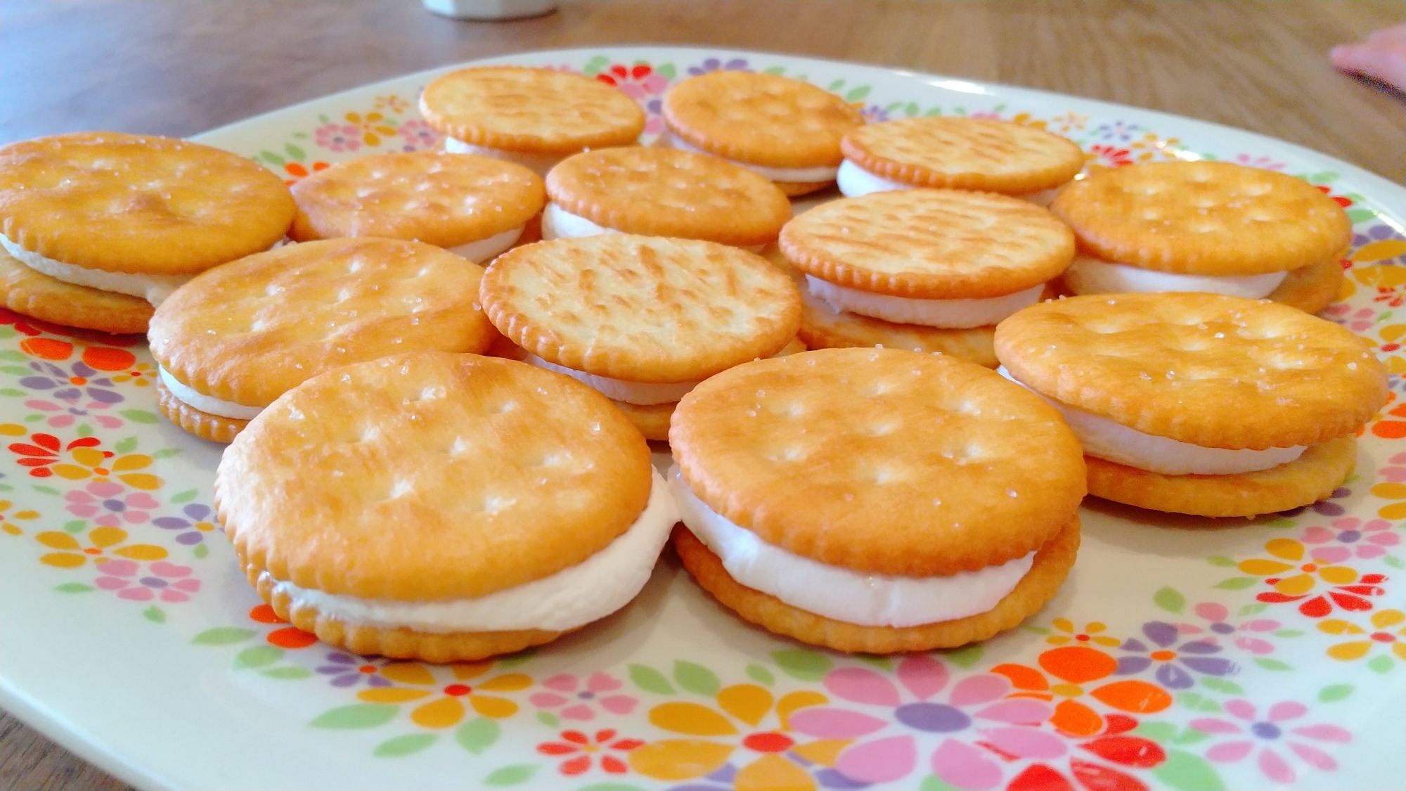 ホワイトデー♡材料2つ！マシュマロサンドクッキー♡