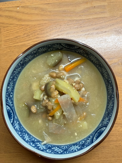 納豆だけを食べるの苦手なので、具沢山の味噌汁に入れると、食べやすかったです。