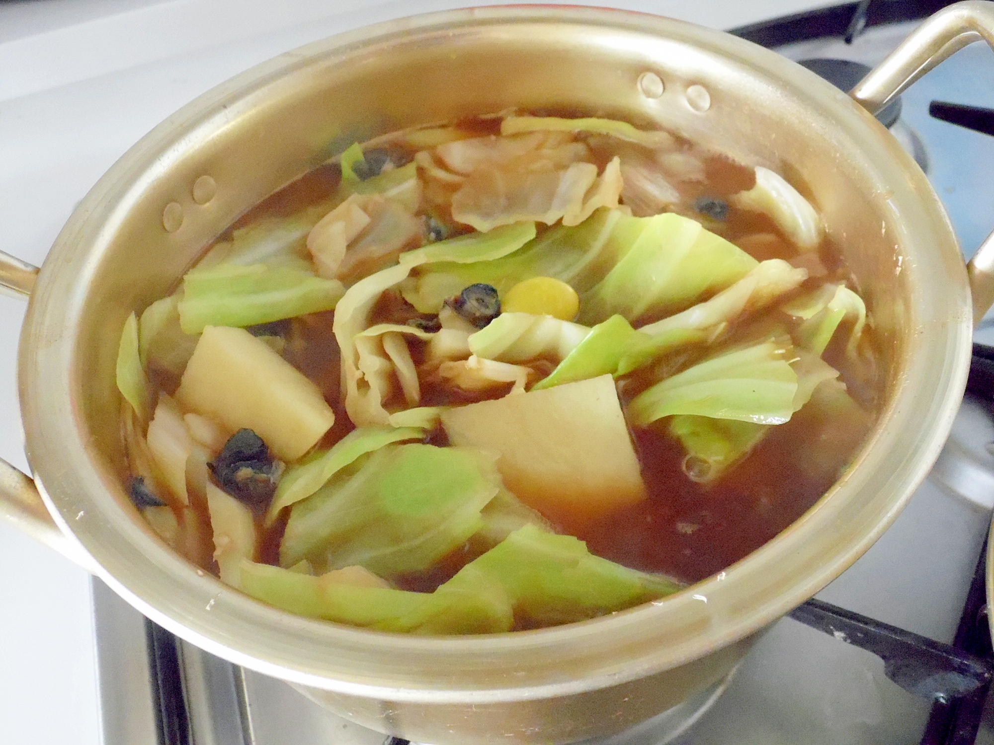 キャベツと大根の汁