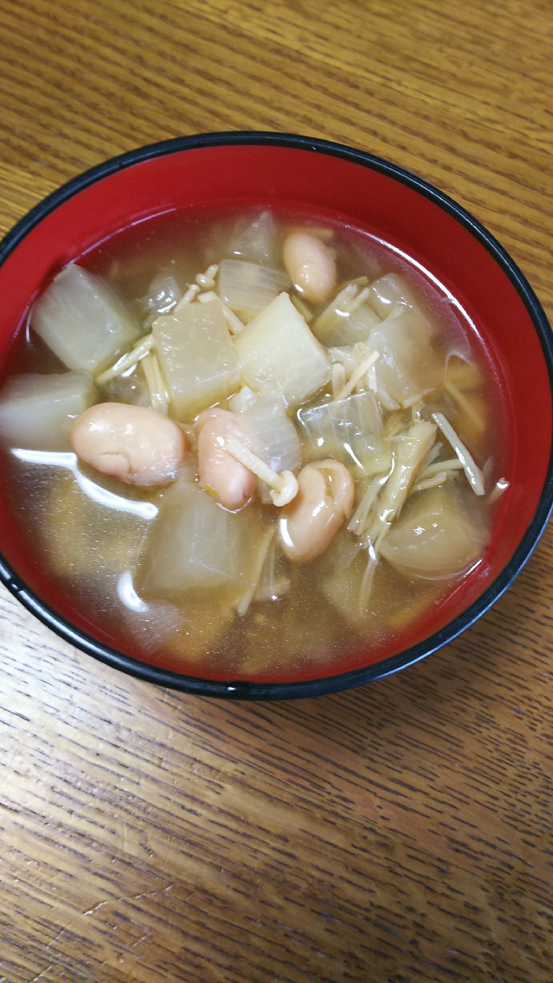 大根とえのきといんげん豆のスープ