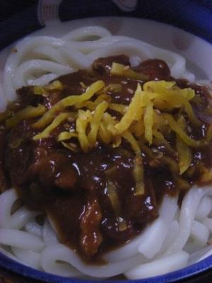 簡単　カレーうどん炒めたくあんトッピング