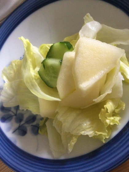 好きな野菜とフルーツでサラダ✧˖°