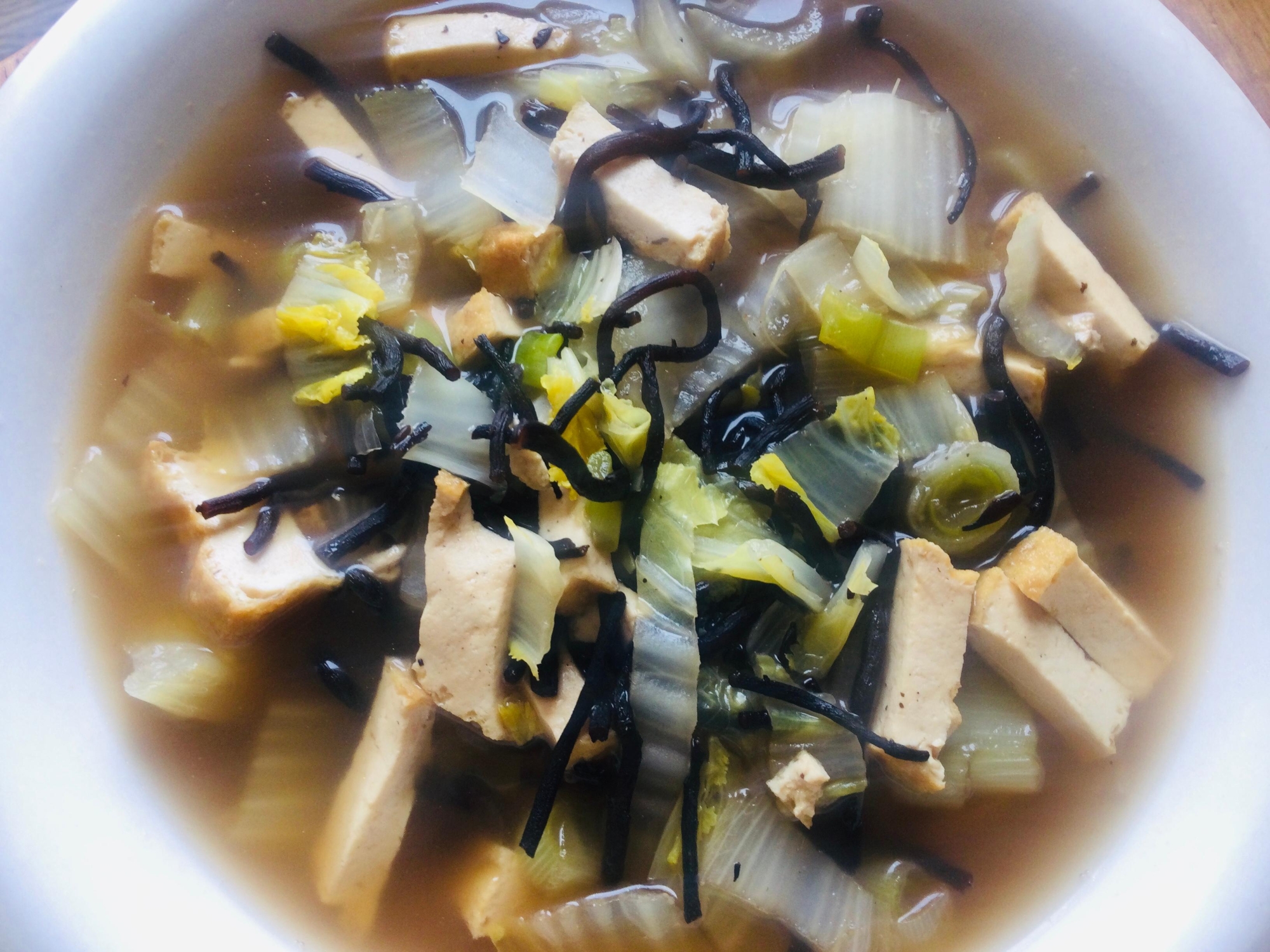 ひじきと厚揚げの白菜スープ