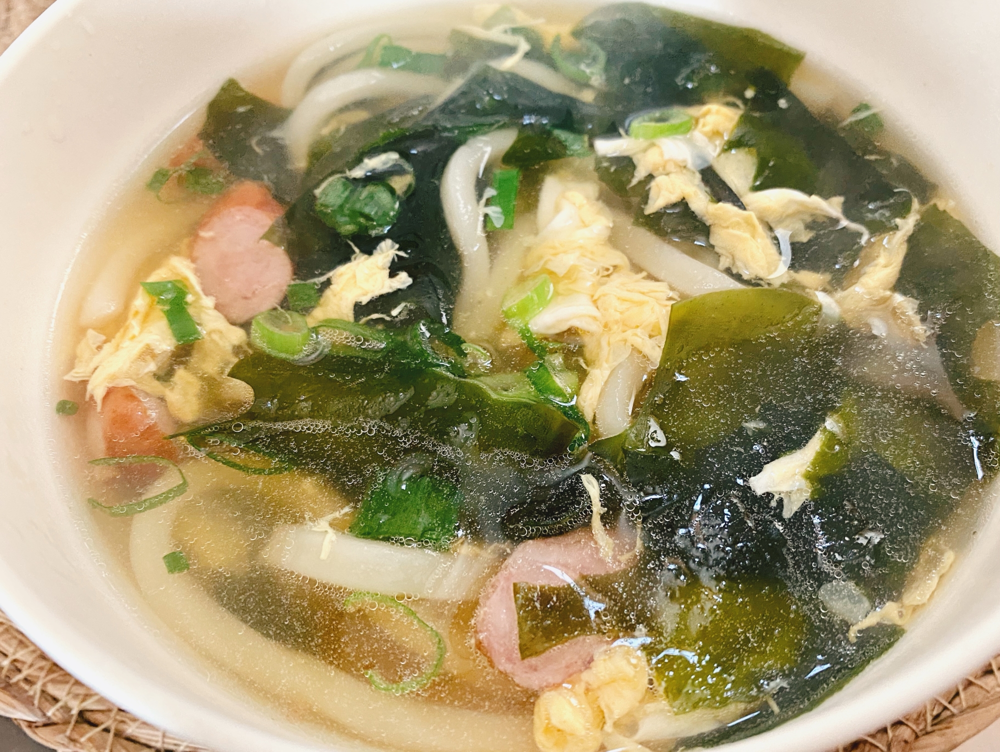 ◌。˚⋆ わかめと卵のうどん ⋆˚。◌