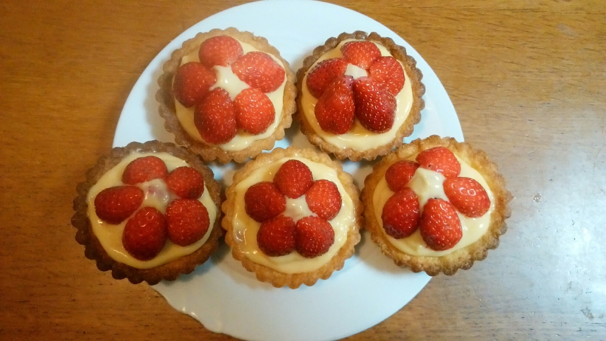 いちごたると いちごタルトの作り方 】 手軽に作れるケーキ屋さんの簡単レシピ - YouTube