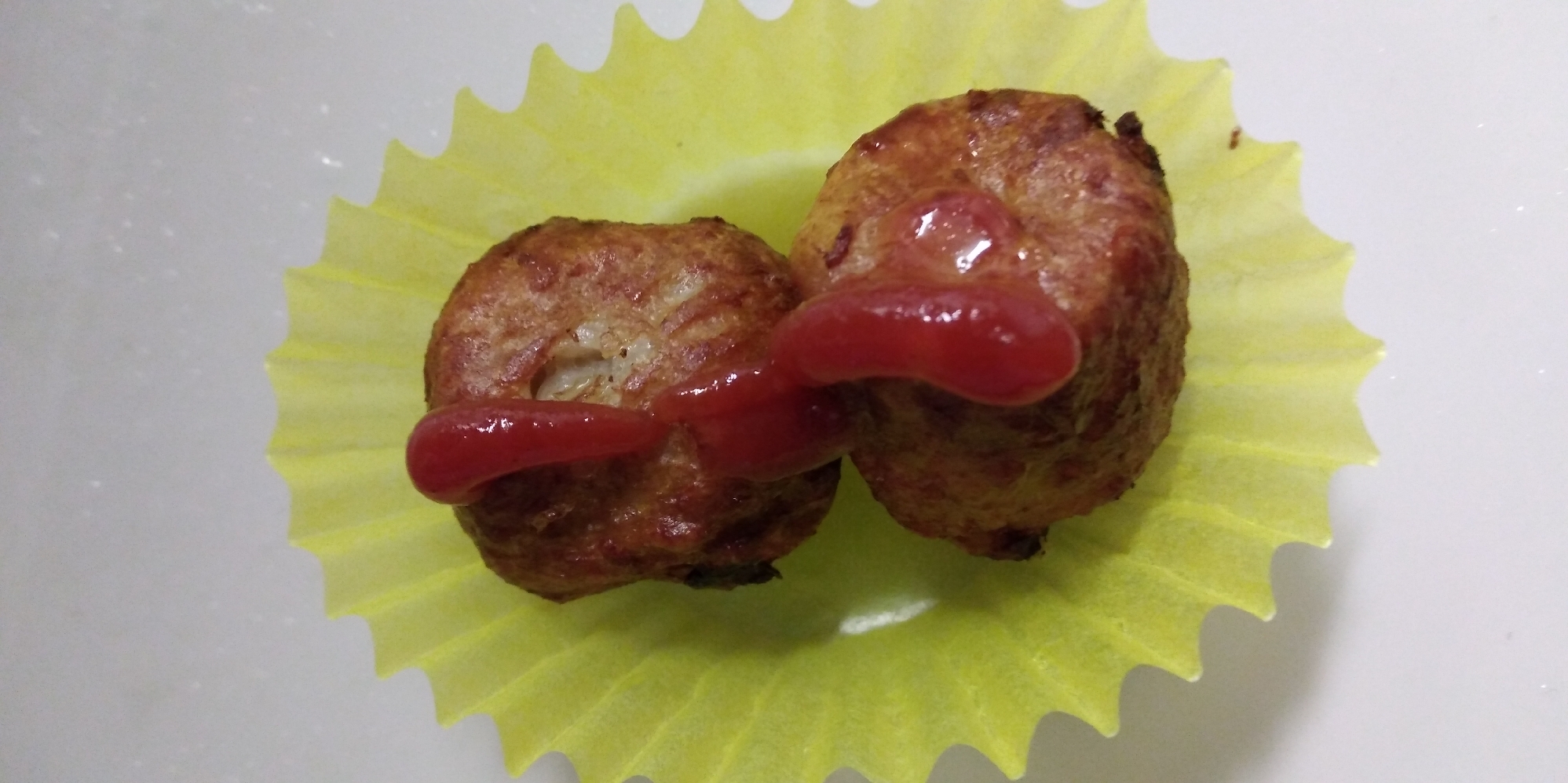 お弁当に 簡単 冷凍肉団子の素揚げ レシピ 作り方 By まーまーまーさん 楽天レシピ お弁当に 簡単 冷凍肉団子の素揚げ レシピ 作り方 By まーまーまーさん 楽天レシピ