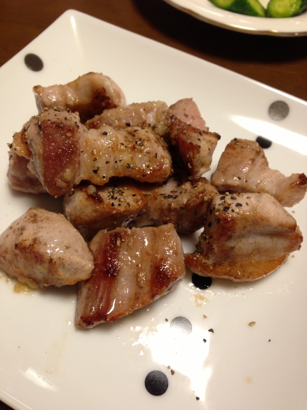 豚角切り肉のにんにくステーキ レシピ 作り方 By ミタ フーコ 楽天レシピ