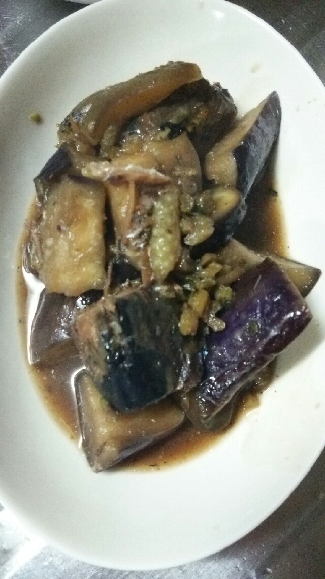 なすびと鯖缶（醤油味）の煮物