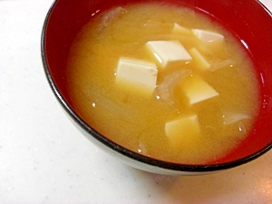 白菜と玉ねぎと豆腐のお味噌汁 レシピ 作り方 By Tukuyo93 楽天レシピ
