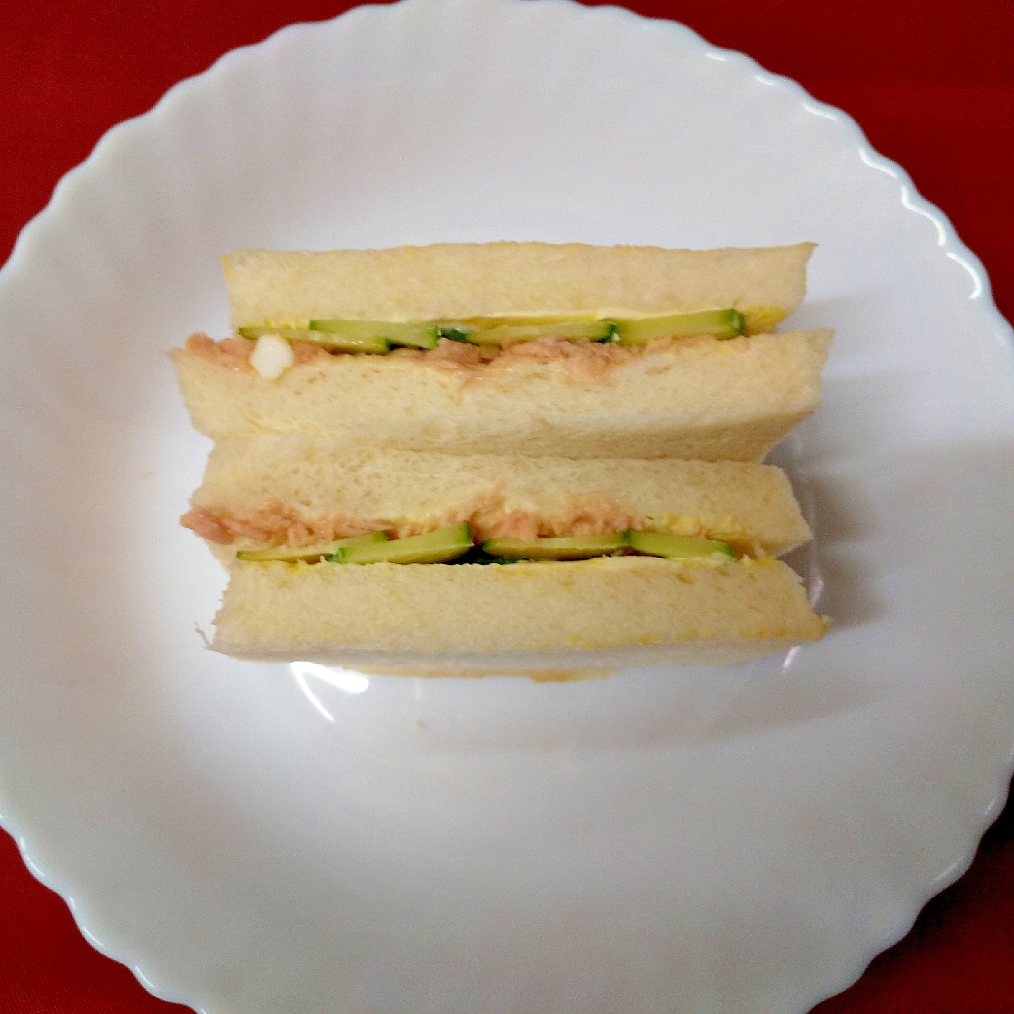 ツナきゅうりサンドイッチ