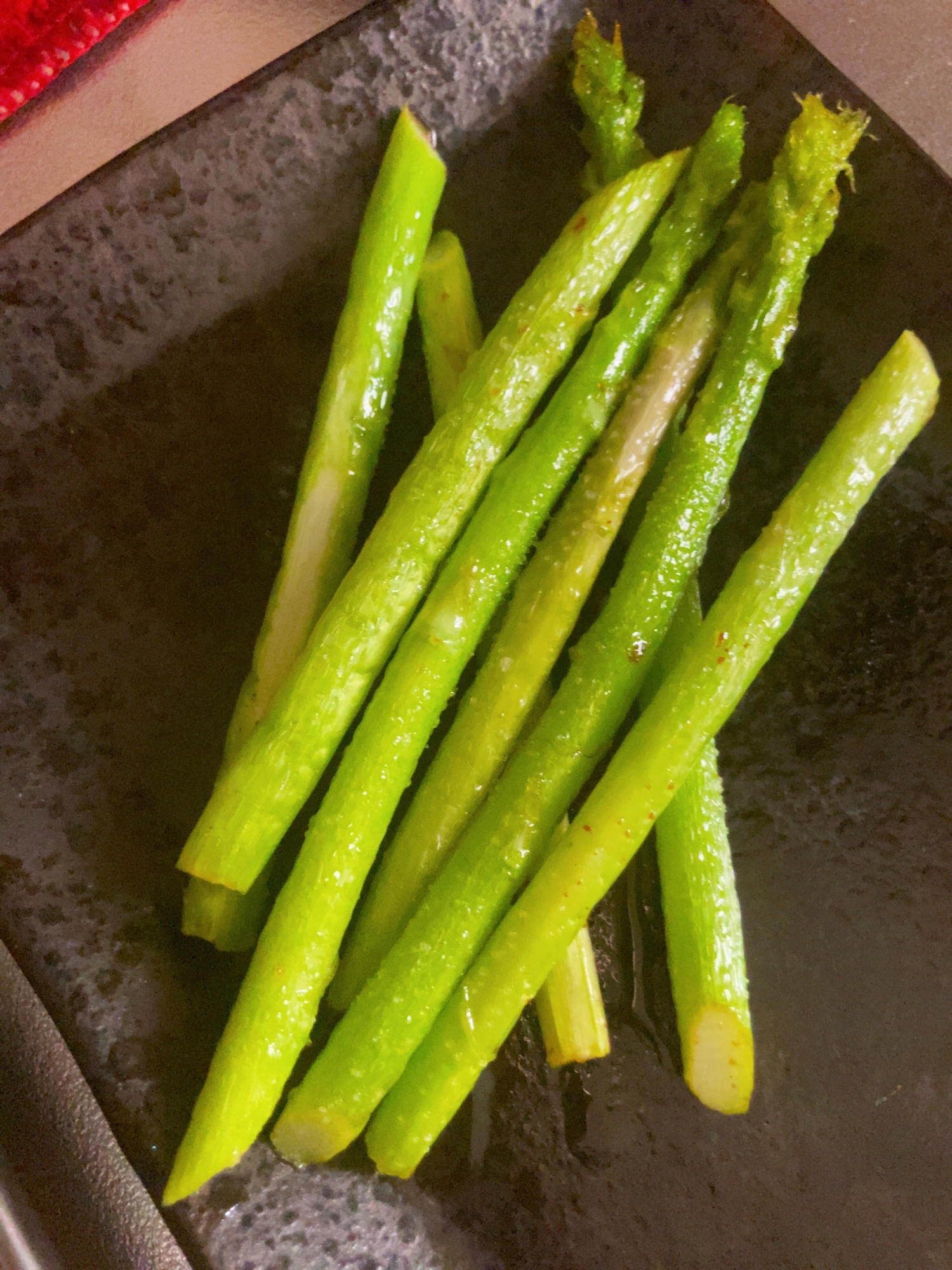 アスパラガスの素揚げ