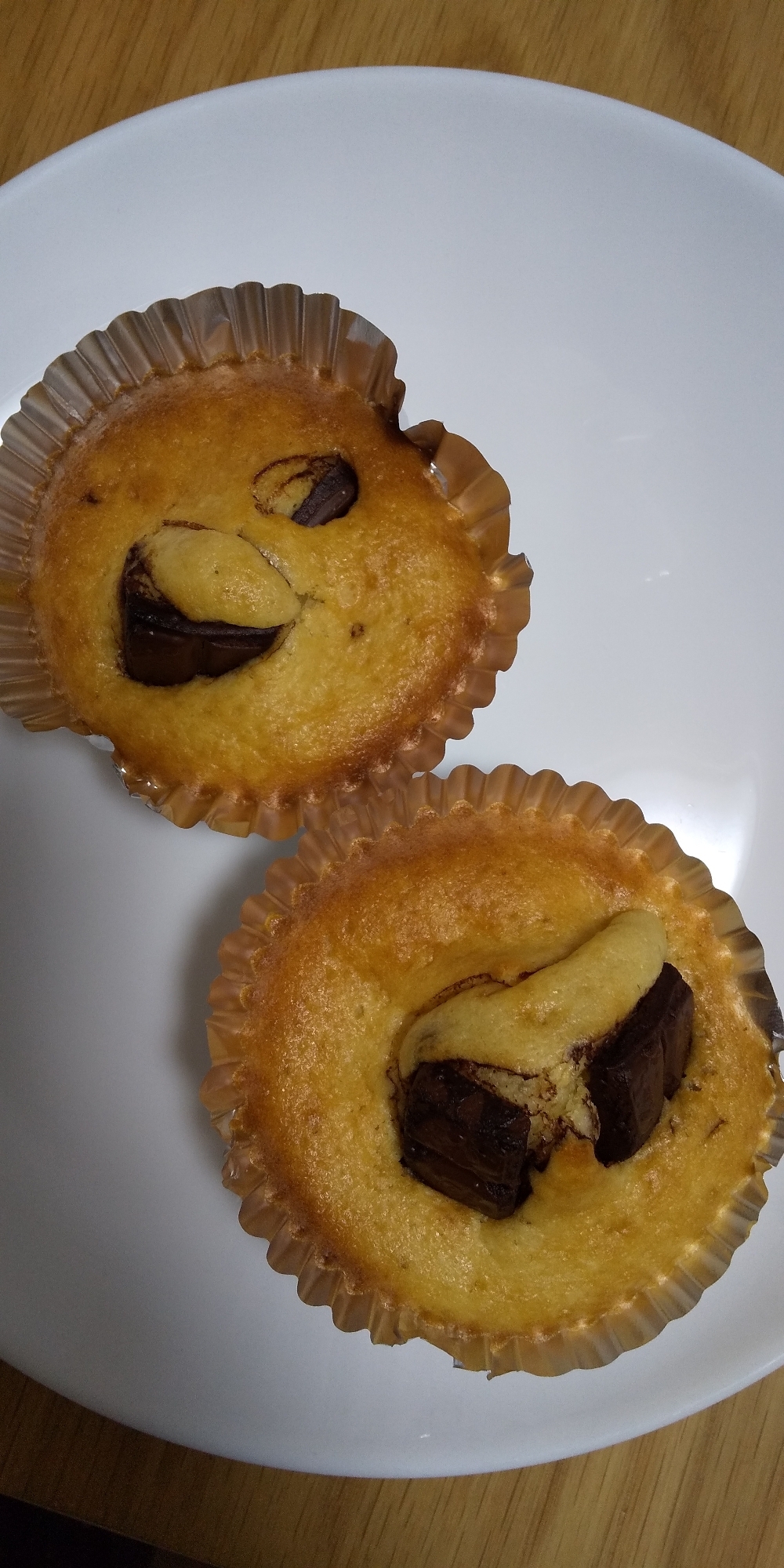 トースターで 板チョコのせカップケーキ レシピ 作り方 By Waka 楽天レシピ