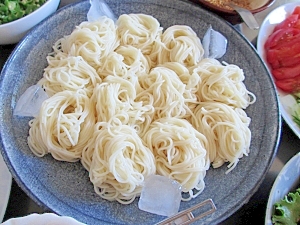 吹きこぼれないそうめんの茹で方