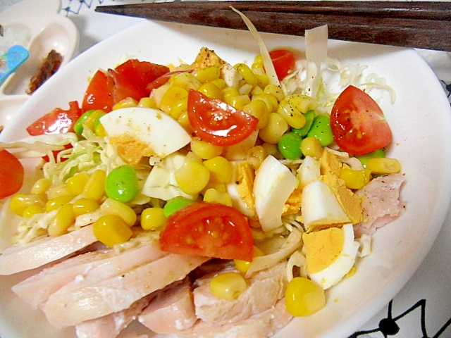 鶏ハムの彩り野菜サラダ