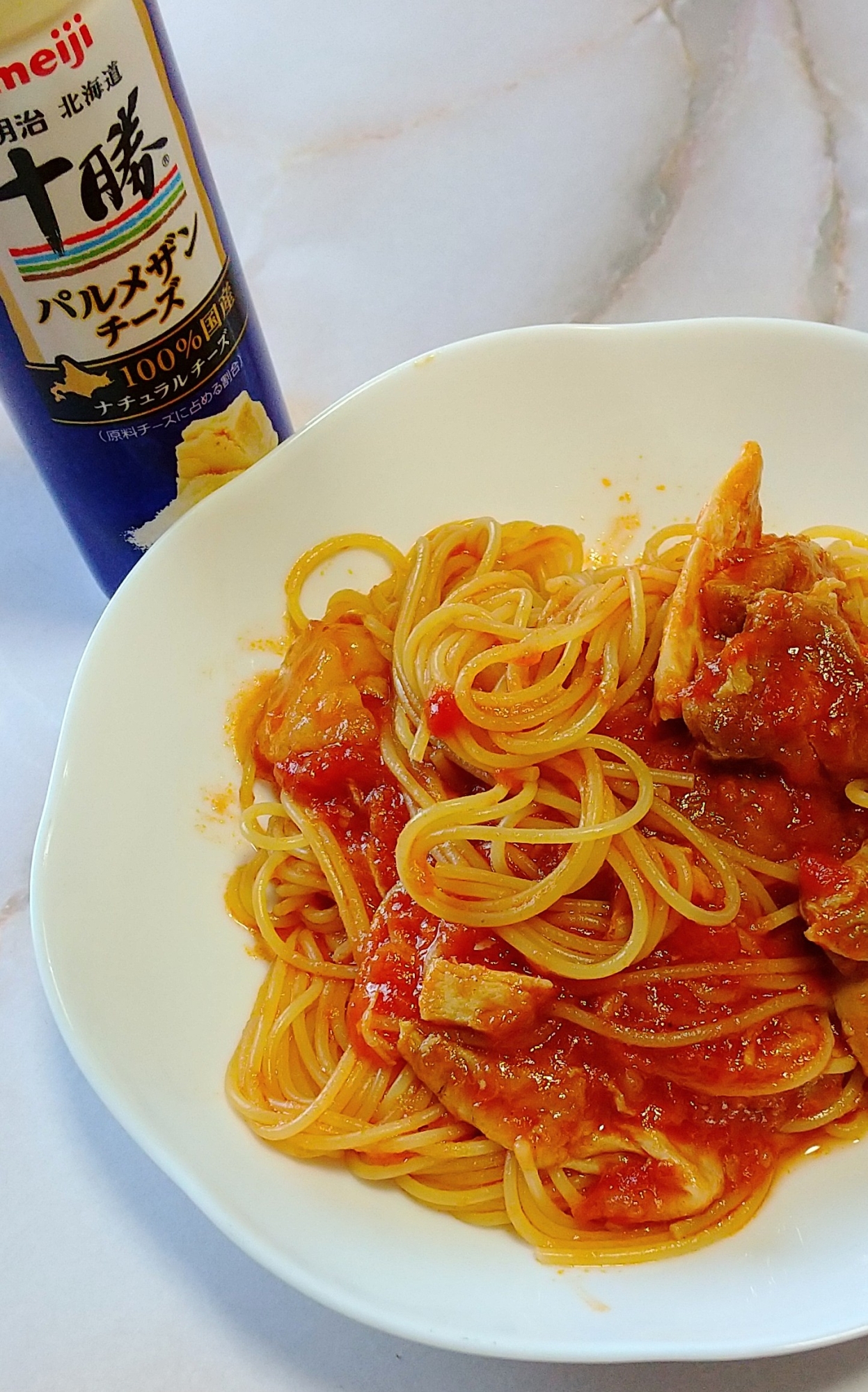 鶏もも肉トマト煮リメイク！簡単パスタ