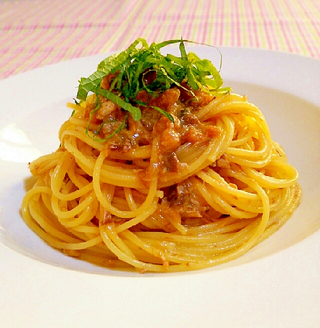 簡単なのに美味しい♡サバ缶で混ぜるだけの和風パスタ