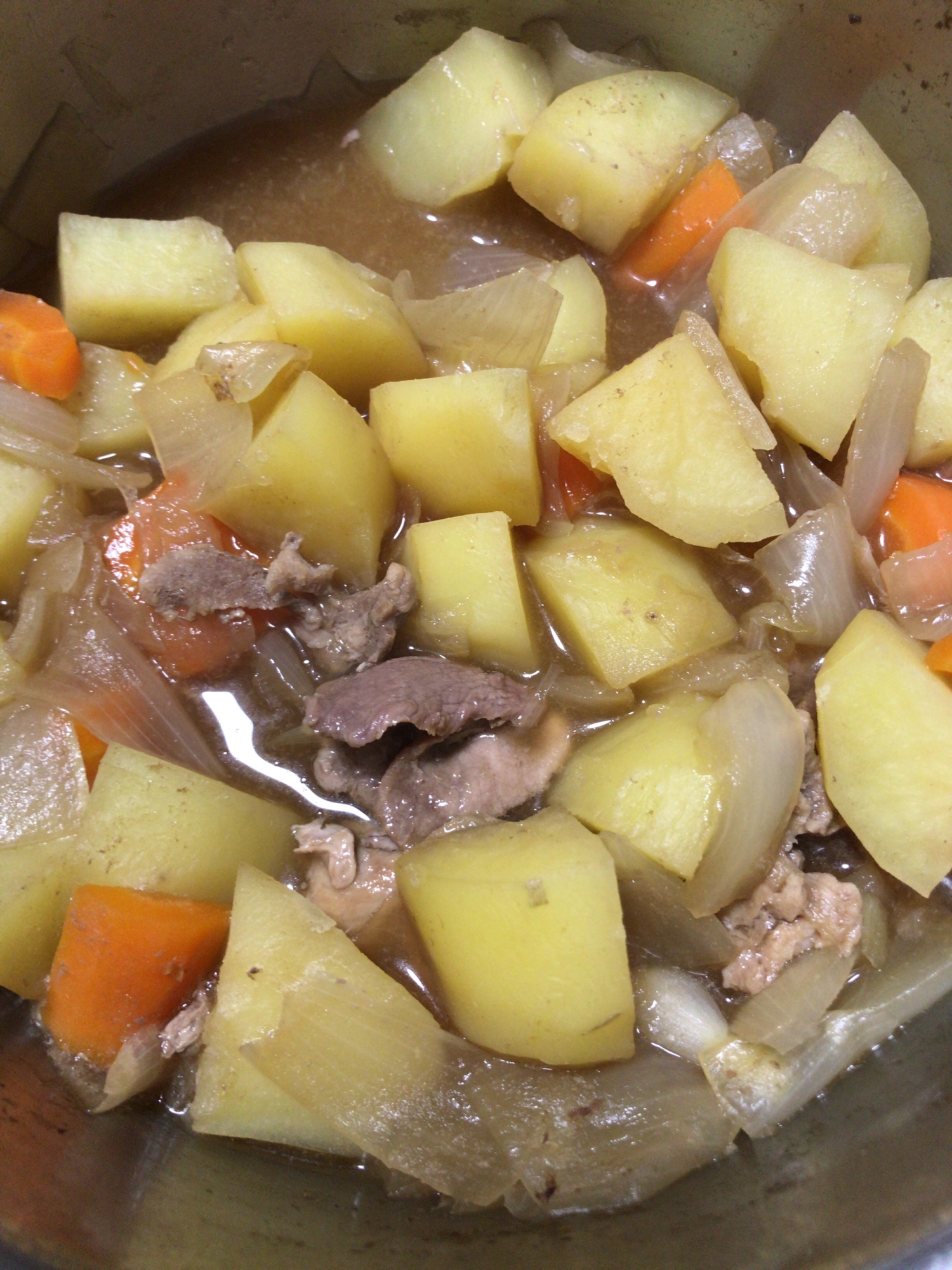 じゃがいもと豚肉の中華風煮