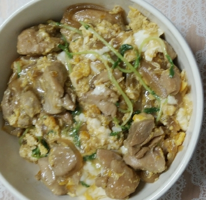 隠し味に味噌入り親子丼