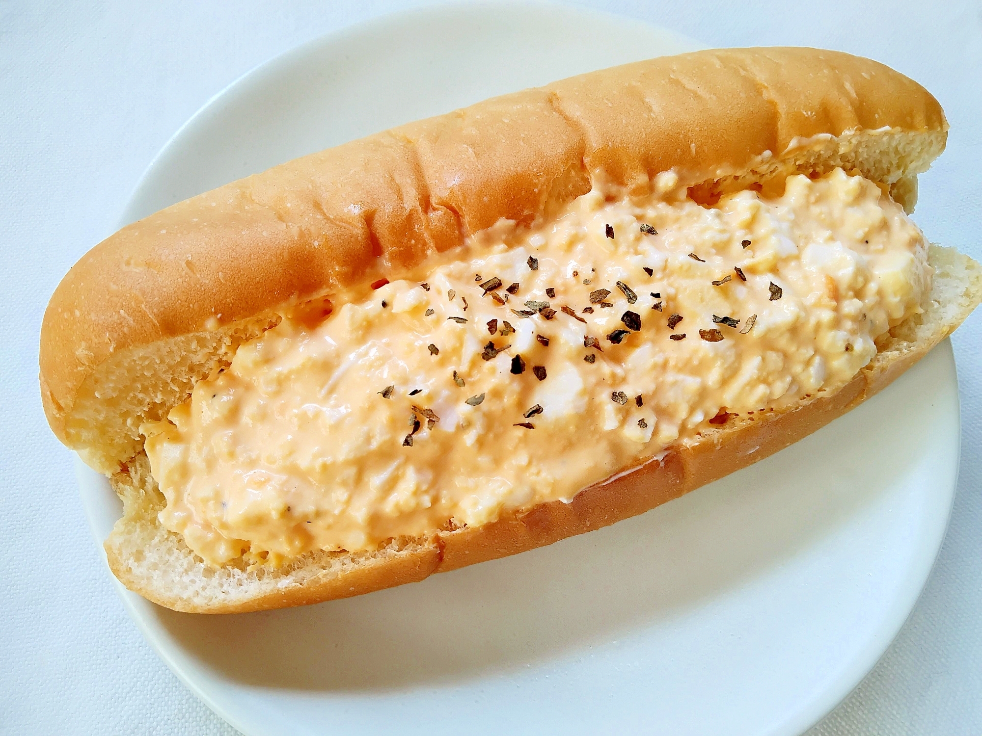 定番！コッペパンで卵サンド