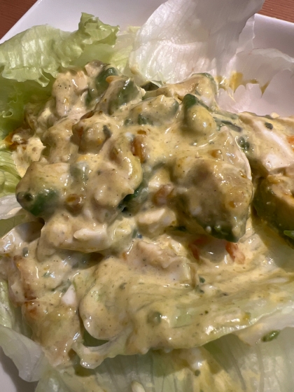 固かったアボカドでディップ