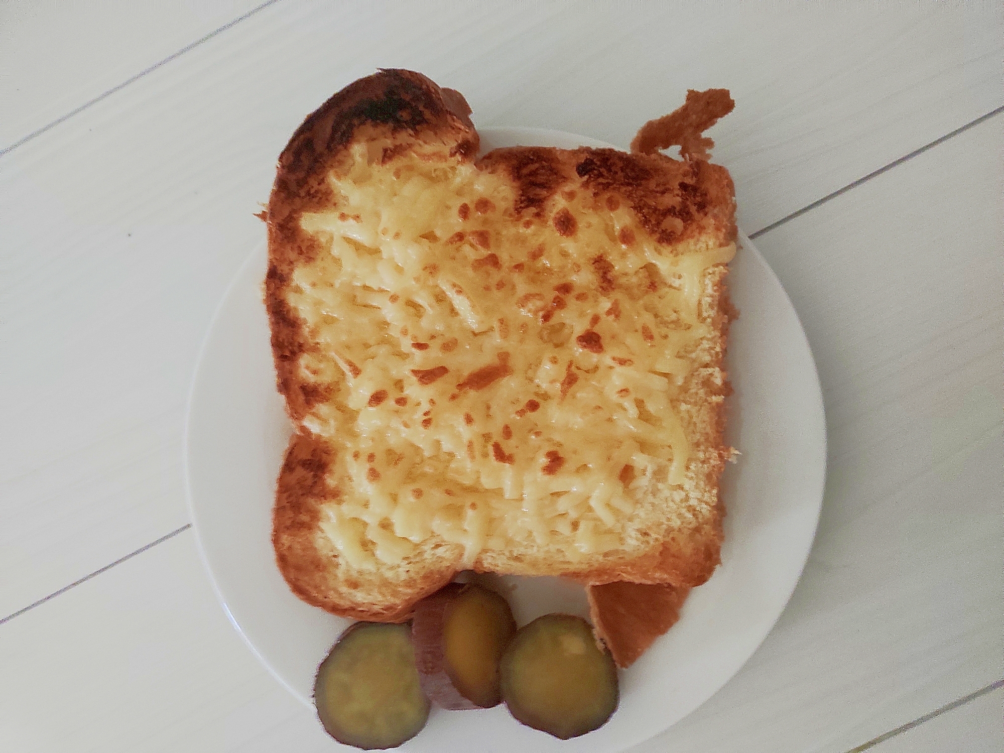 オニオンはちみつチーズトースト