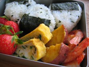 お弁当に♪にら卵