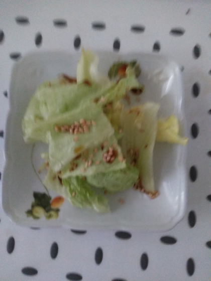 大人味♡包丁不要♡簡単♡レタスのわさび風味サラダ