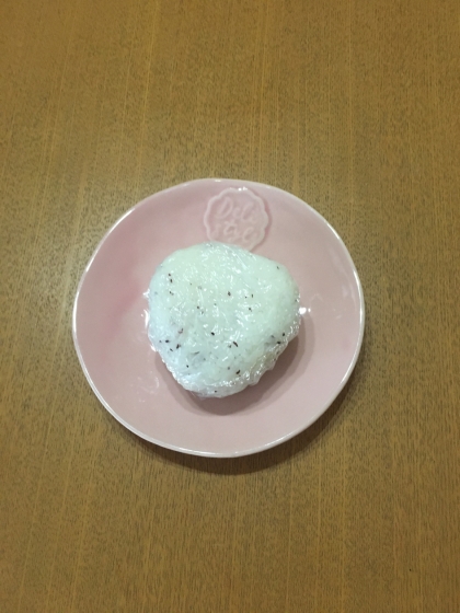 餃子入り　ゆかりのおにぎり♬