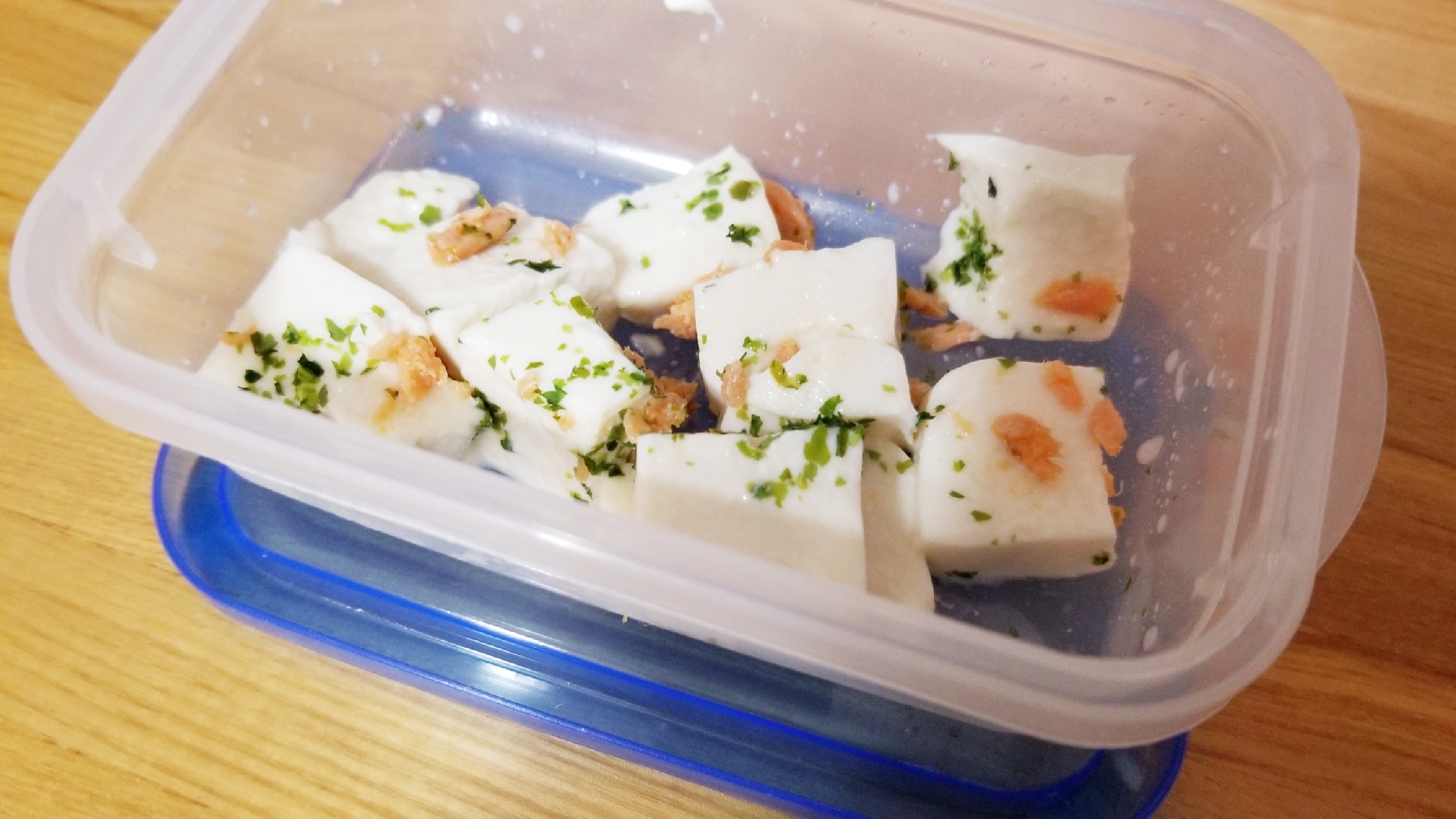 離乳食★塩抜き★鮭フレークと青海苔の湯豆腐