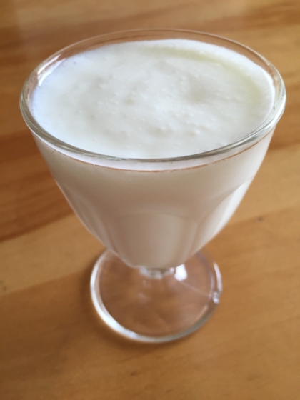 インドの飲料 濃厚プレーンラッシー ♪ Lassi