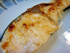 ■フライパン1つで出来る■塩麹漬け焼き魚