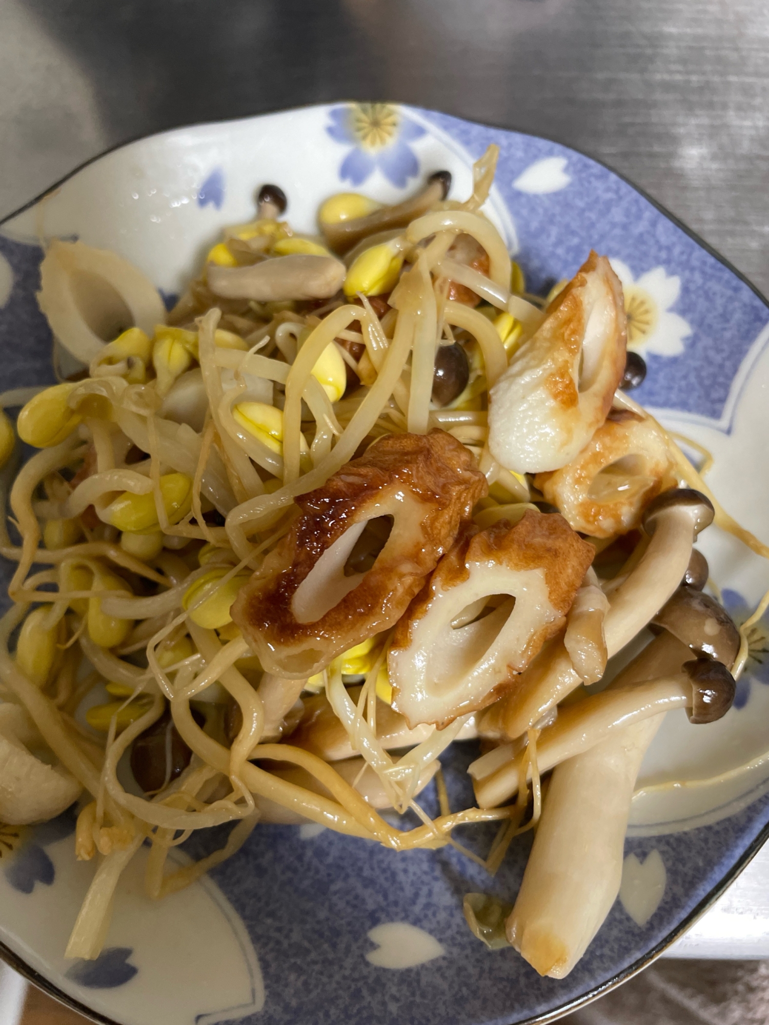 ちくわしめじ豆もやしのオイスターソース