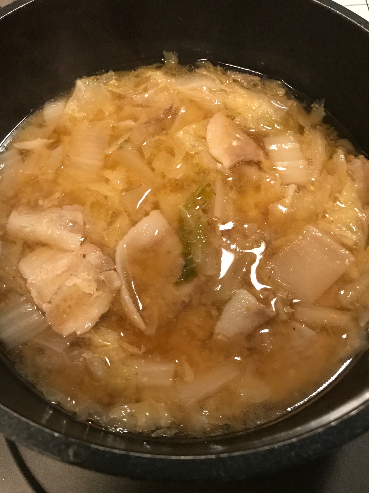 豚バラ　白菜　うどん　味噌汁　インスタントポッド
