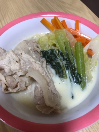 鍋の素より美味しい♪和風ごまみそ豆乳鍋