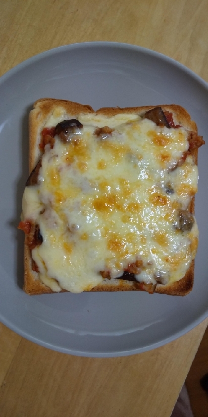 レンジ＆トースターで簡単もちピザ