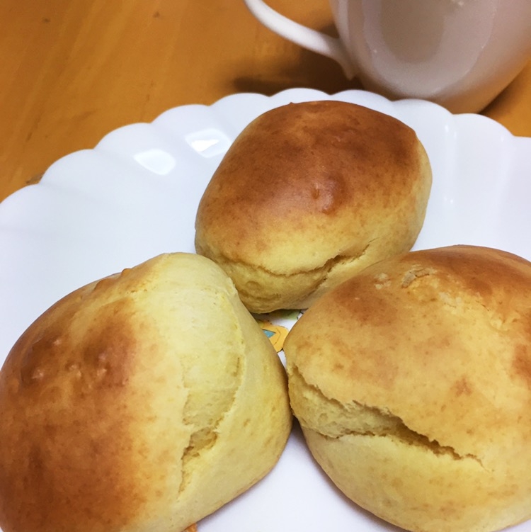 ホットケーキミックスで作ったパン♪