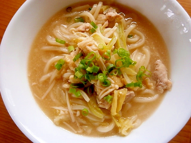 麹味噌で☆味噌煮込みうどん☆