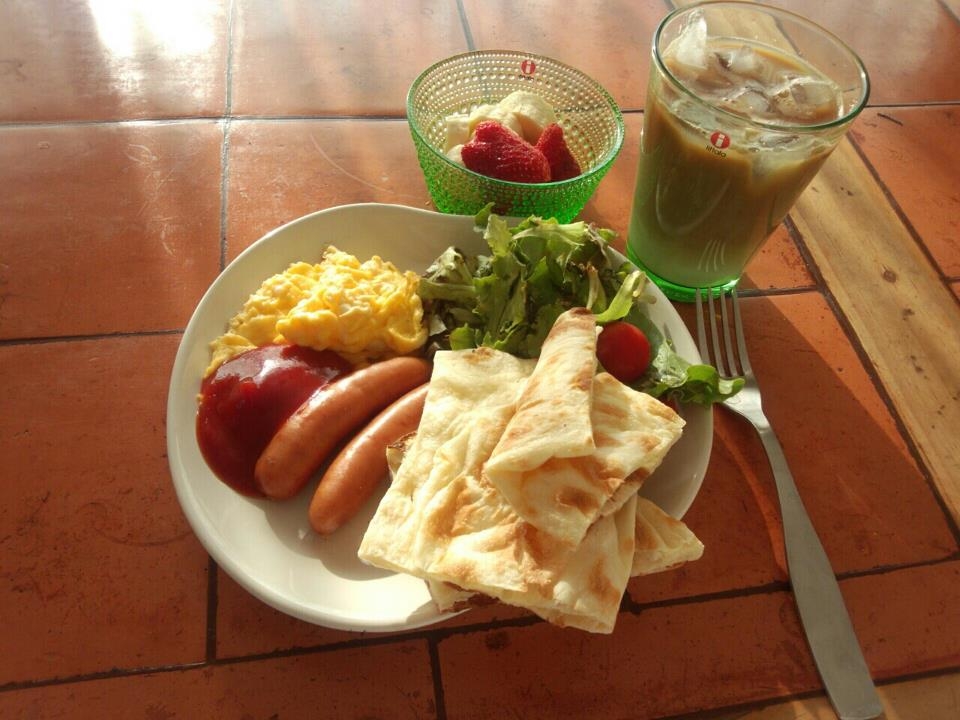 ＣＡＦＥライクな朝ご飯1