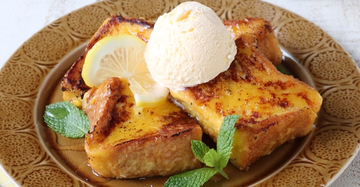 【電子レンジで簡単！】ハニーレモンのフレンチトーストのレシピ